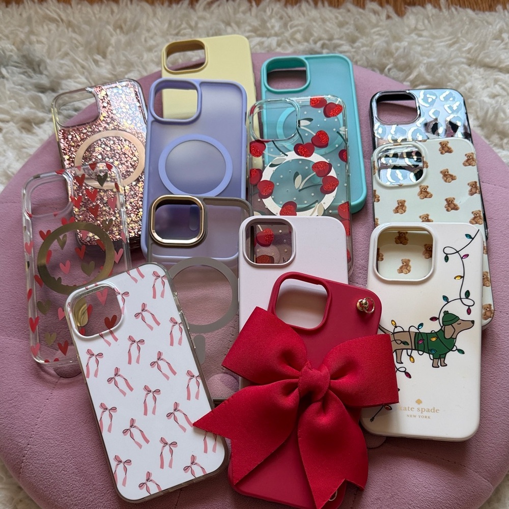 Bundle of thirteen (13) iPhone 13/14/15 cases